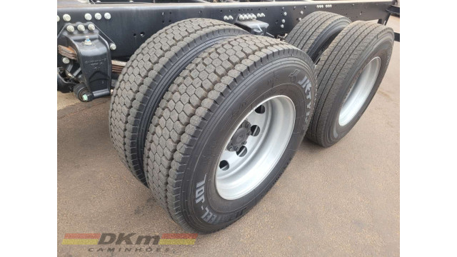 M.Benz/Atego 2430 manual 2021 completo 6x2