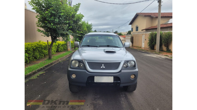 L 200 Outdoor 2008 HPE manual completa