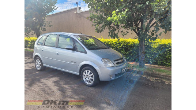 Meriva Premium 1.8 flex 2009 manual completa