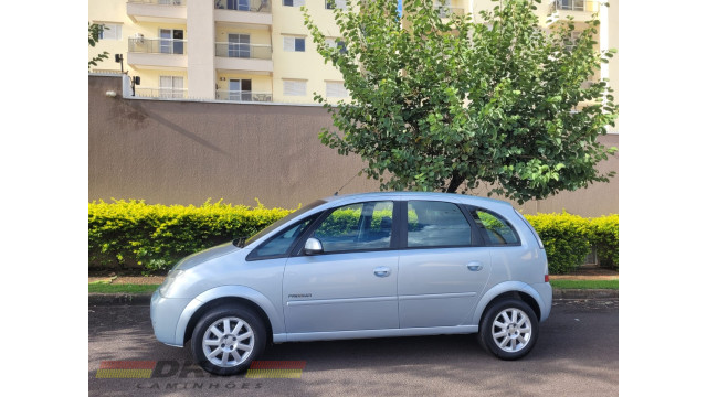 Meriva Premium 1.8 flex 2009 manual completa