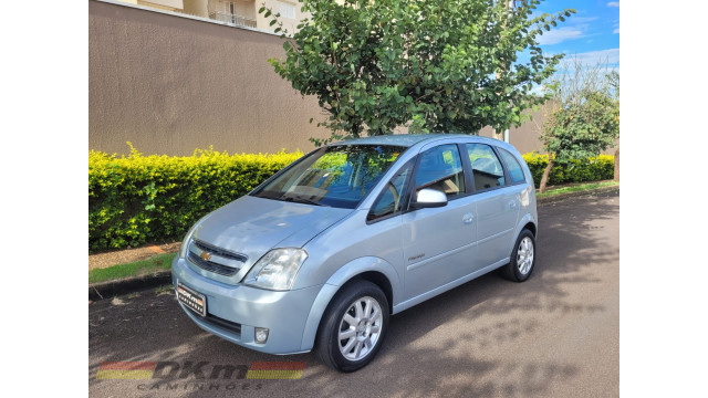 Meriva Premium 1.8 flex 2009 manual completa